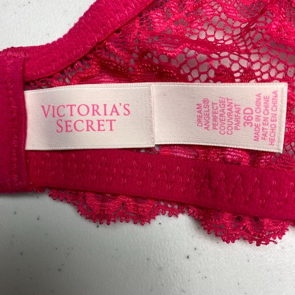 NWOT VS RED "Dream Angels" Perfect Coverage, 36D. *P1007 - Picture 5 of 6